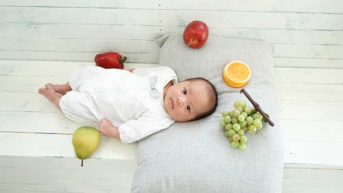 赤ちゃんはリンゴやバナナの果物はいつから食べられる ママシャブログ